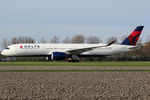 N569DZ @ EHAM - at spl - by Ronald