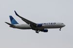 N667UA @ KORD - Boeing 767-322