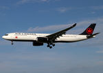 C-GEFA @ LFBO - Landing rwy 14R in new c/s - by Shunn311