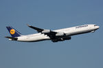 D-AIGH @ EDDF - at fra - by Ronald