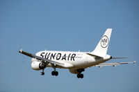 9A-ZAG @ CPH - 9A-ZAG landing rw 22L - by Erik Oxtorp