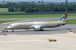 A6-BLI @ LOWW - Etihad Airways Boeing 787-9 Dreamliner - by Thomas Ramgraber