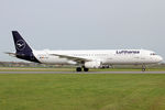 D-AIRU @ EHAM - at eham - by Ronald