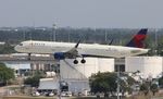 N319DN @ KFLL - DAL A321 zx JFK-FLL - by Florida Metal