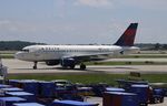 N352NB @ KATL - DAL A319 zx ATL-EYW - by Florida Metal