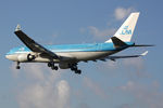 PH-AOF @ EHAM - at eham - by Ronald