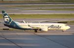 N523AS @ KORD - Boeing 737-890 - by Mark Pasqualino