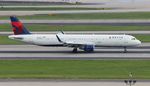 N110DX @ KATL - DAL A321 zx BOS-ATL - by Florida Metal