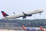 N126DN @ KATL - DAL A321 zx ATL-IAH - by Florida Metal