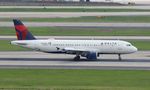 N339NW @ KATL - DAL A320 zx ALB-ATL - by Florida Metal