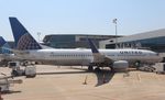 N77535 @ KIAH - Boeing 737-824 - by Mark Pasqualino