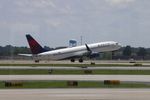 N375DA @ KATL - DAL 738 zx ATL-NAS /MYNN - by Florida Metal