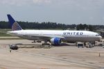 N774UA @ KIAH - Boeing 777-222 - by Mark Pasqualino