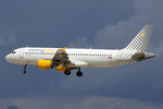 EC-KDH @ LEBL - at bcn - by Ronald