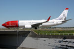 LN-NGU @ EHAM - at eham - by Ronald