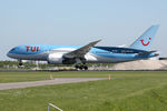 OO-LOE @ EHAM - at eham - by Ronald