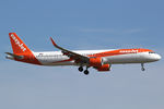 OE-ISH @ LEBL - at bcn - by Ronald