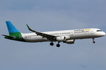 EC-NLY @ LEBL - at bcn - by Ronald