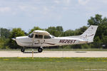 N6265T @ KOSH - Cessna 172S Skyhawk  C/N 172S10733, N6265T