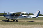 N7240G @ KOSH - Cessna 172K Skyhawk  C/N 17258940, N7240G