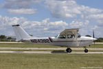 N84392 @ KOSH - Cessna 172K Skyhawk  C/N 17258458, N84392