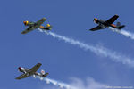 N53HM @ KOSH - Formation of trainers