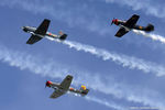 N222XS @ KOSH - Formation of trainers