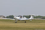 N204SG @ KOSH - Diamond DA-40 Diamond Star  C/N 40.482, N204SG