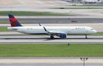 N111DC @ KATL - DAL A321 zx PHL-ATL - by Florida Metal