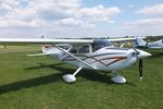 D-EGMJ @ EDKB - Cessna T182T Turbo Skylane at Bonn-Hangelar airfield '2405 - by Ingo Warnecke