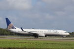 N62894 @ KRSW - United Flight 1239 departs Runway 6 at Southwest Florida International Airport prior to flight to Houston Bush Intercontinental Airport - by Suncoast Spotter