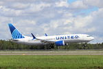 N37325 @ KRSW - United Flight 2337 arrives on Runway 6 at Southwest Florida International Airport following flight from Newark Liberty International Airport - by Suncoast Spotter