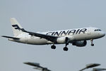 OH-LXL @ LOWW - Approaching 16 above light poles of parking lot C - by Hotshot