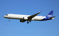 SE-DMS @ CPH - SE-DMS landing rw 22L - by Erik Oxtorp