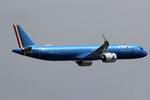 EI-HXE @ LEBL - at bcn - by Ronald