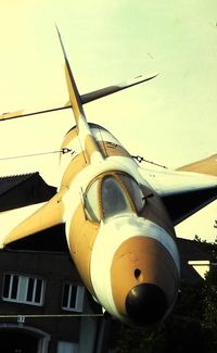 ID-123 @ EBFN - Gate guard - by joannes van mierlo