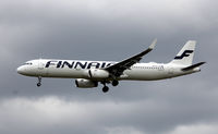 OH-LZP @ CPH - OH-LZP landing rw 22L - by Erik Oxtorp