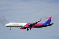 HA-LTD @ CPH - HA-LTD landing rw 22L - by Erik Oxtorp