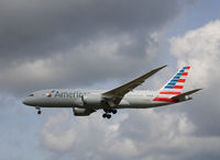 N879BH @ CPH - N879BH landing rw 22L - by Erik Oxtorp