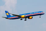 TF-ISX @ EGLL - @ LHR - by Simon Fewkes-Ahearne