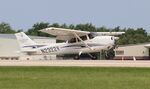 N2322Y @ KOSH - Cessna 172S