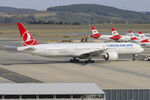 TC-LKA @ LOWW - Turkish Airlines Boeing 777
