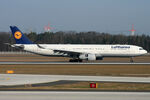 D-AIKB @ EDDF - at fra - by Ronald
