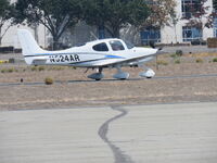 N524AR @ 1938 - Taxiing - by 30295