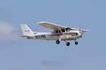 N144ME @ KOSH - Cessna 172S