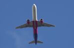 G-WUKV - Over Stevenage Herts out of Luton Airport, Beds.