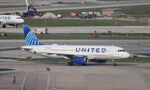 N471UA @ KORD - Airbus A320-232 - by Mark Pasqualino