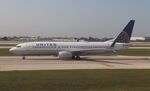 N76533 @ KORD - Boeing 737-824