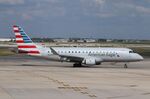 N220NN @ KORD - ERJ-170-200LR