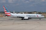 N335PH @ KORD - Boeing 737-823 - by Mark Pasqualino